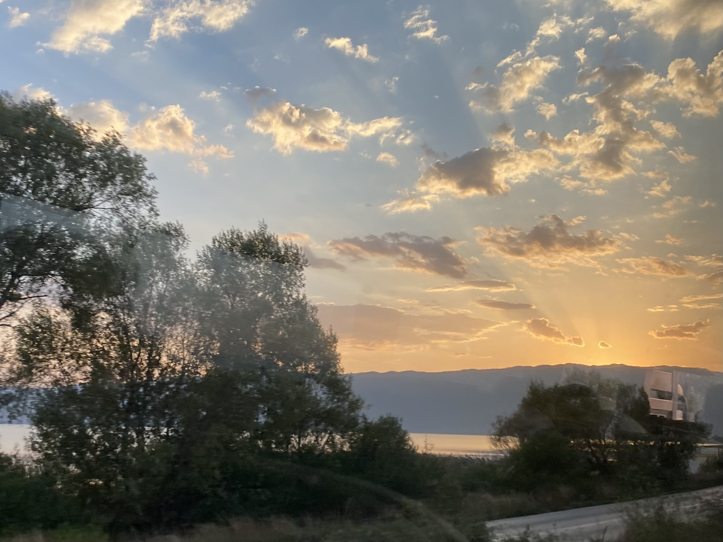 Ohrid Gölü Gün Batımı Manzarası.jpg