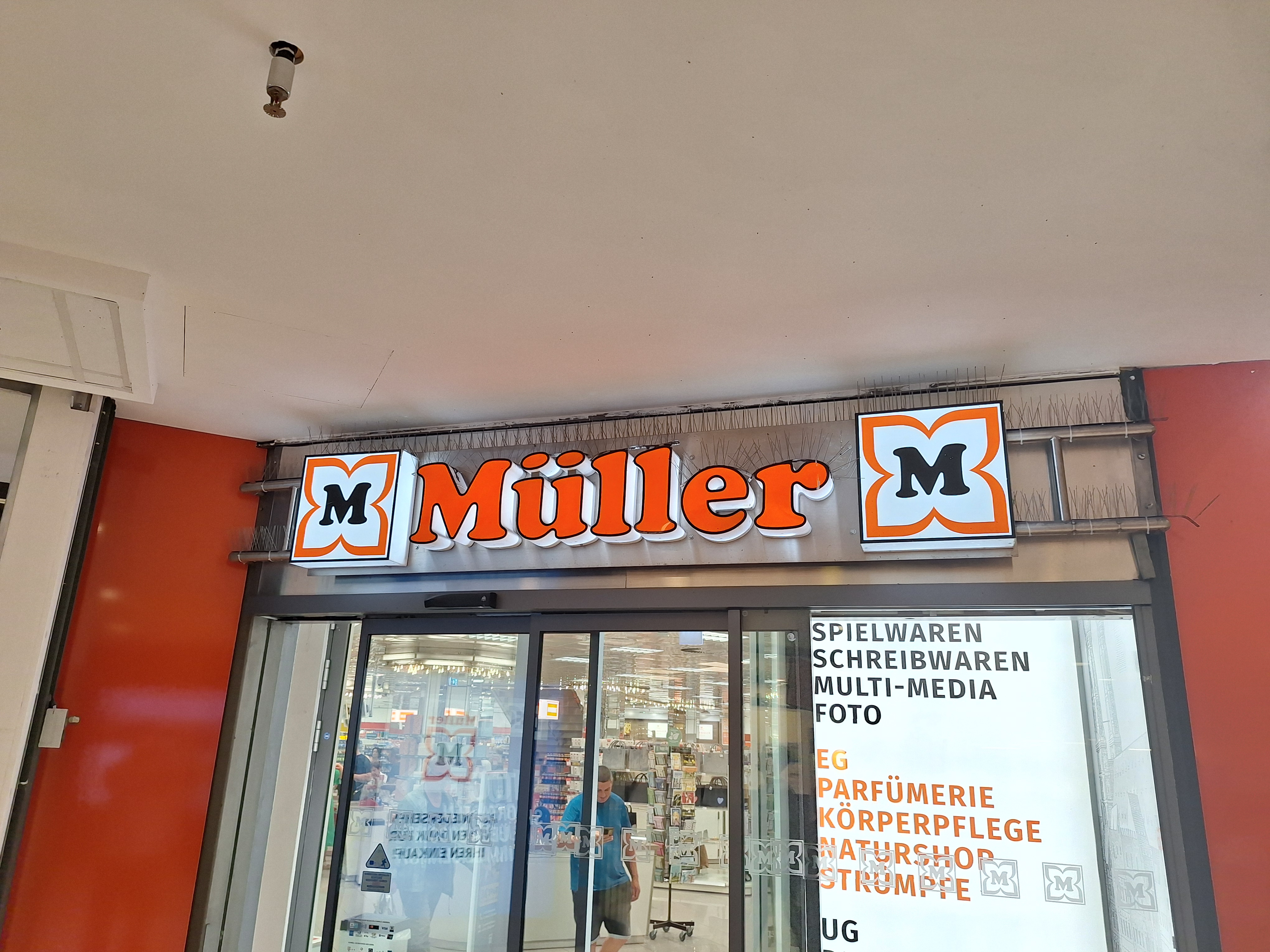 Müller.jpg