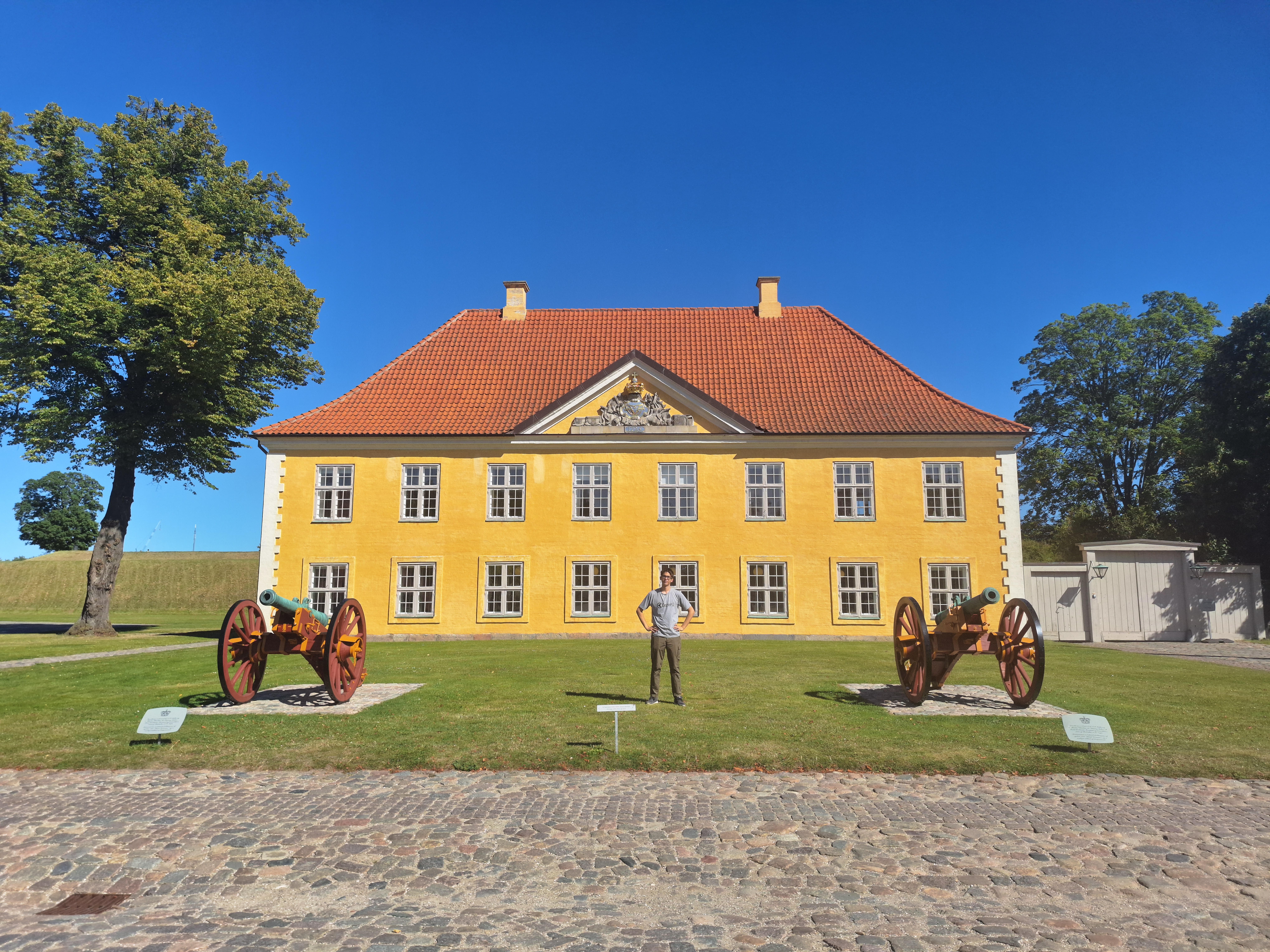 Kastellet&rsquo;in İçinden Bir Bina.jpg